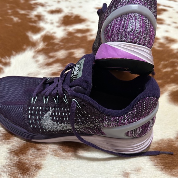 Nike Lunar Glide 7 Women’s H2O Repel Tennis Shoes Size 7 Purple - Picture 3 of 7